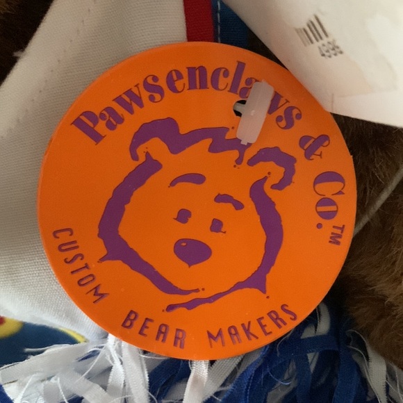 Cheerleader Bear NWT, Pawsenclaws Co., 6-piece outfit, Pom Poms & Cheer Necklace - Picture 9 of 15